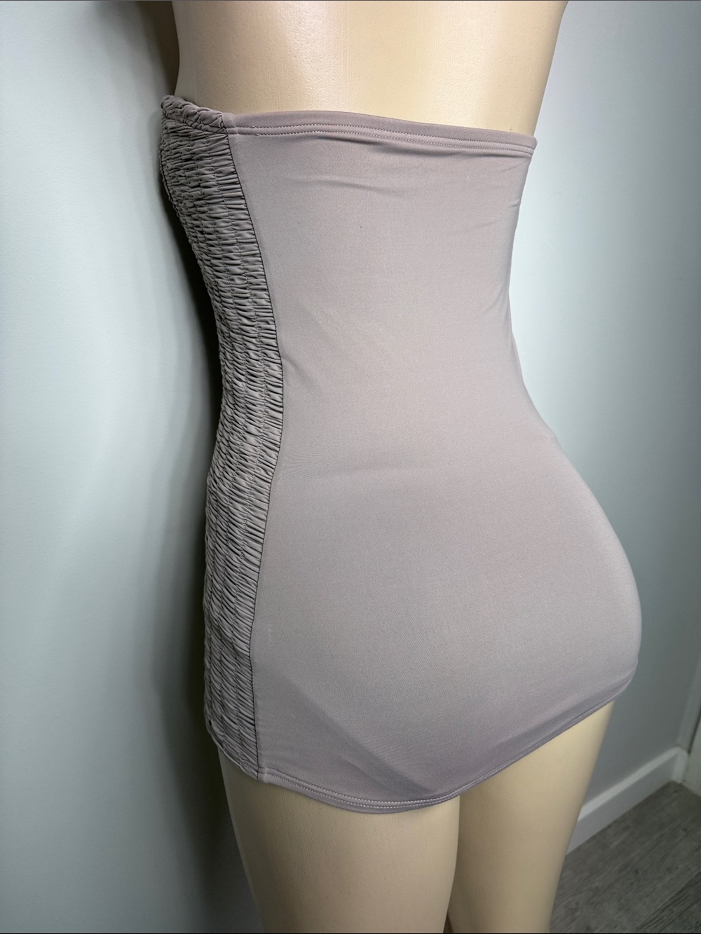 DKNY Strapless Ruched One-Piece Swimsuit in grey - Picture 6 of 7